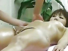 massage asian lesbians